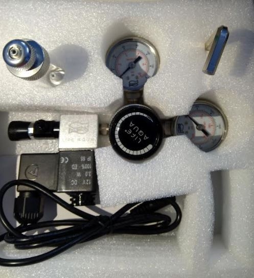 Life Aqua Co2 Dual Gauge Solenoid Regulator